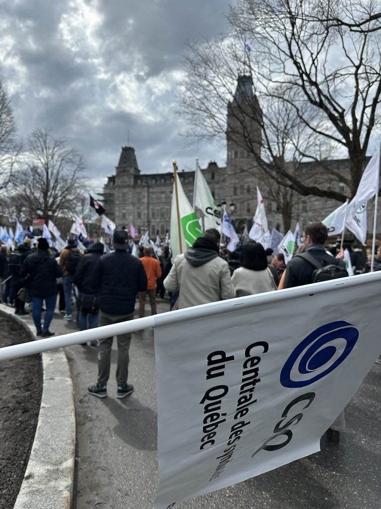 Manifestation durant le Sommet SST - Avril 2025